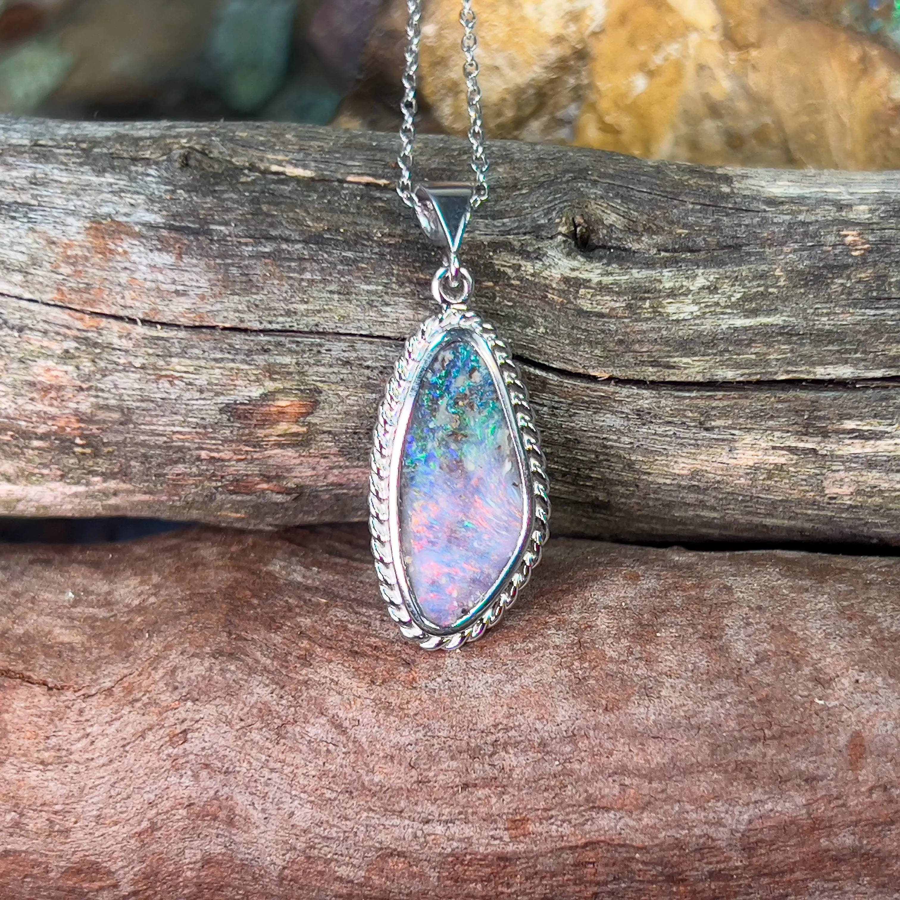 18kt White Gold Boulder Opal 4.3ct pendant