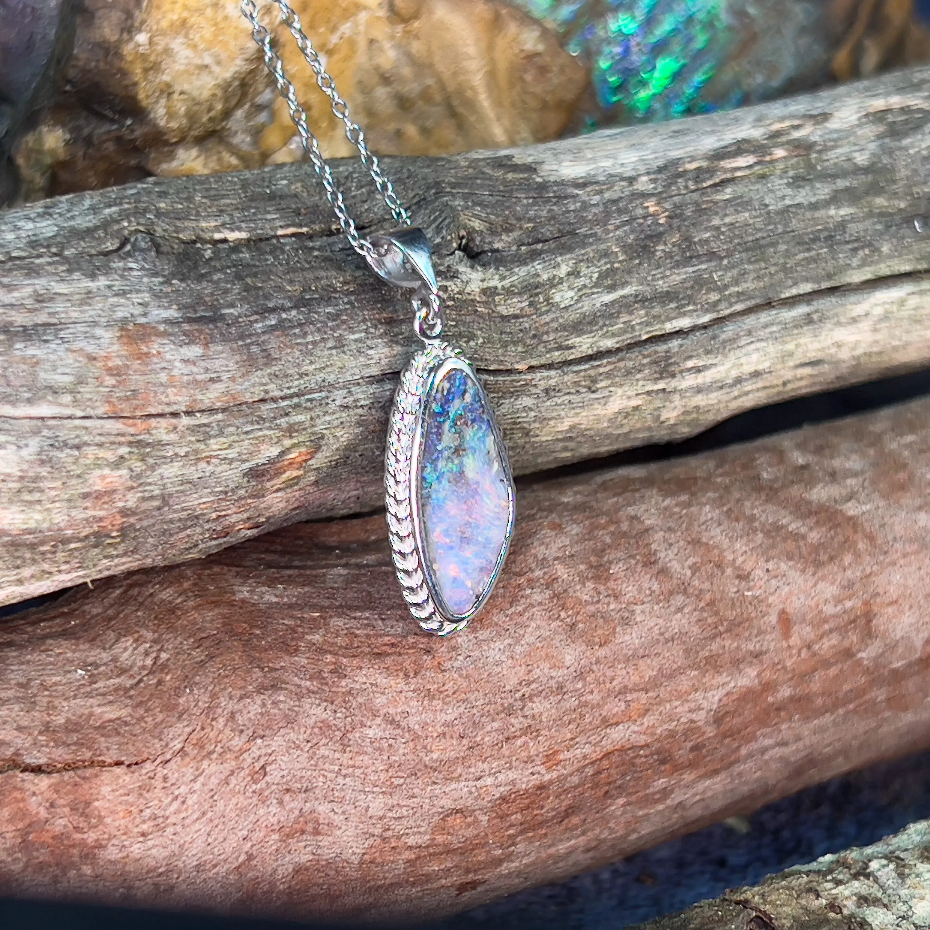 18kt White Gold Boulder Opal 4.3ct pendant