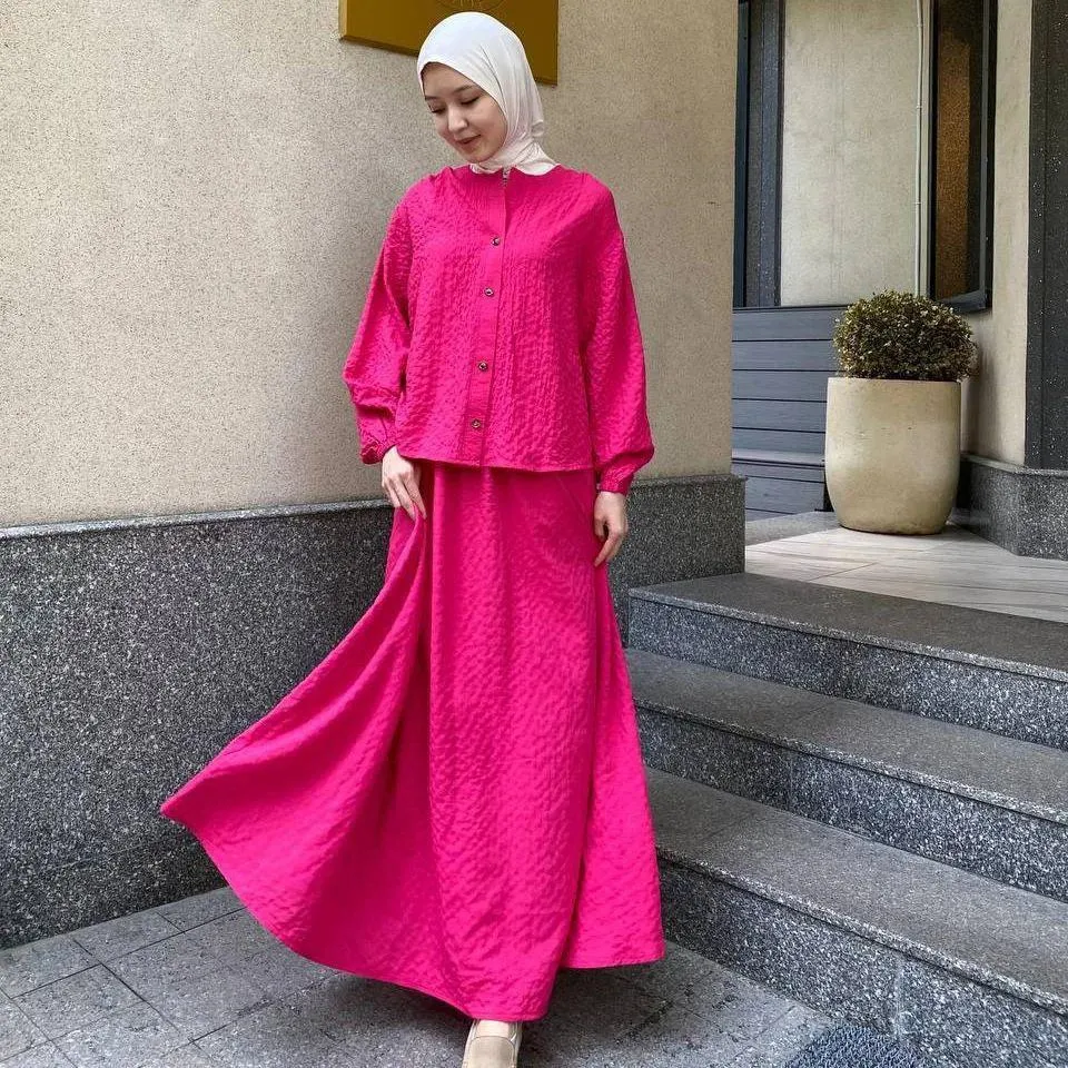 Elegant Muslim Women's Long outfit Solid Colours