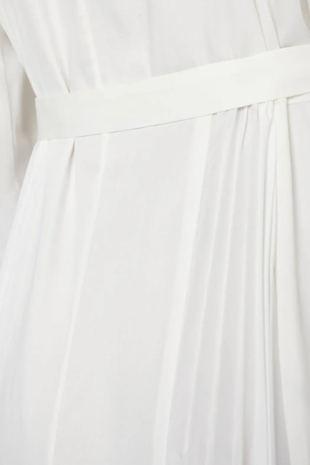 Frame - Pleated Inset Maxi Dress in Blanc