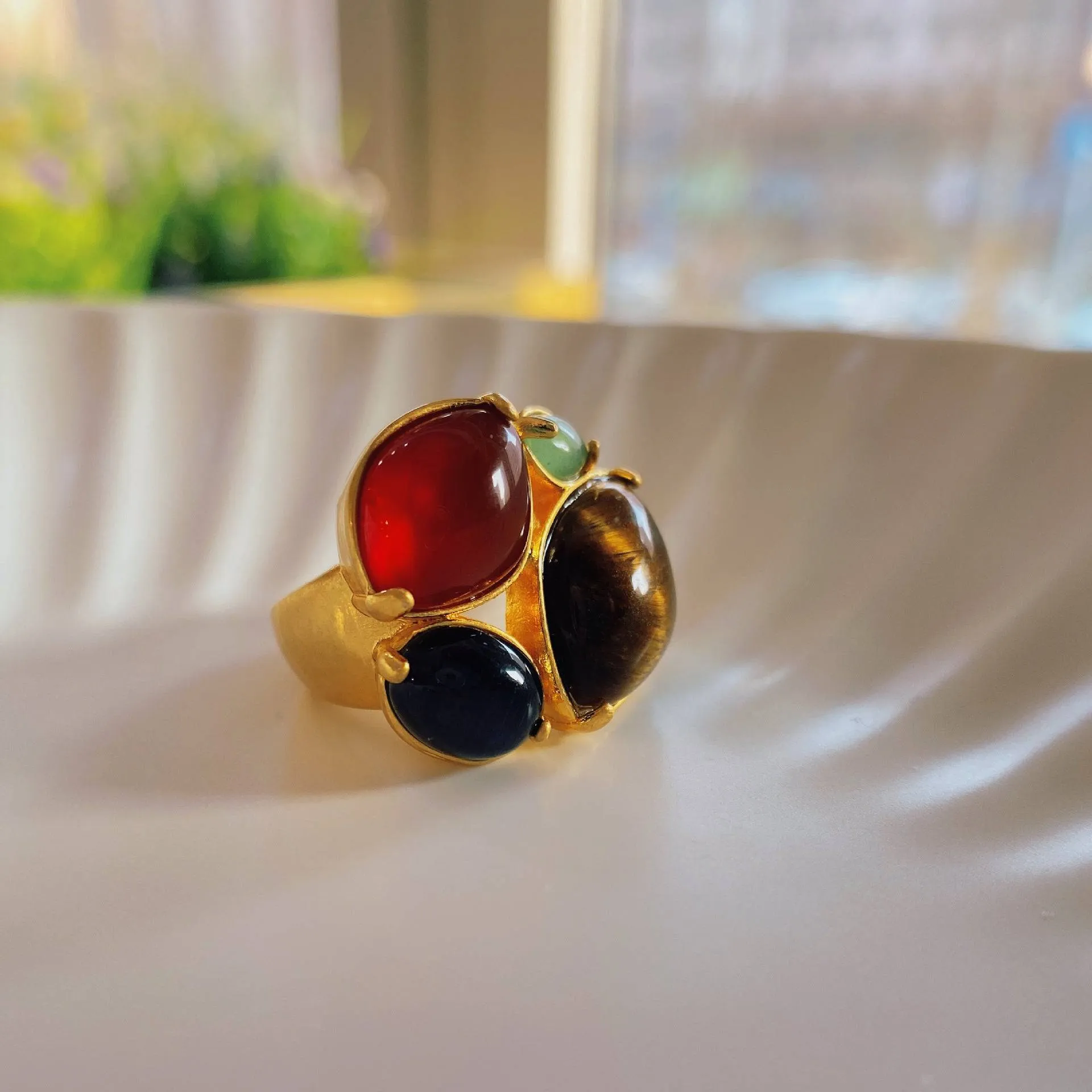 Vintage Gemstone Gold Ring